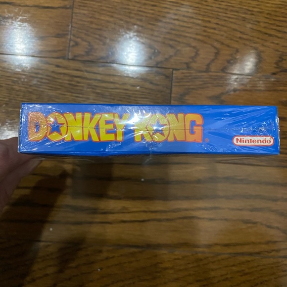 Sealed 1994 donkey Kong game for gameboy - Picture 4 of 10